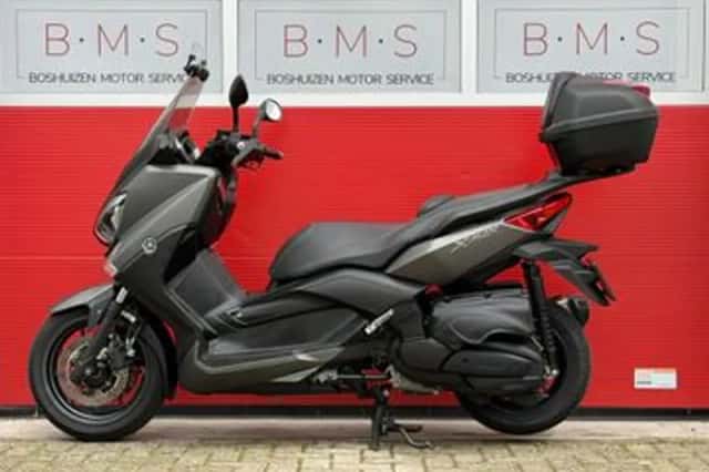 Yamaha X MAX 400 (2017) thumbnail 4