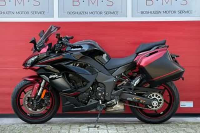 Kawasaki Ninja 1000SX TOURER (2024) thumbnail 4