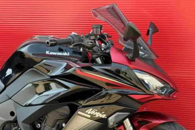 Kawasaki Ninja 1000SX TOURER (2024) thumbnail 5