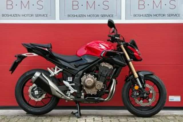 Honda CB500F (2025) thumbnail 1