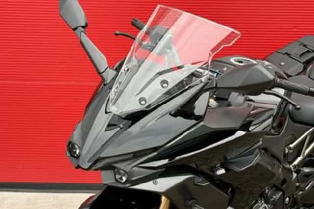 Suzuki GSX-S1000GT (2024) thumbnail 6