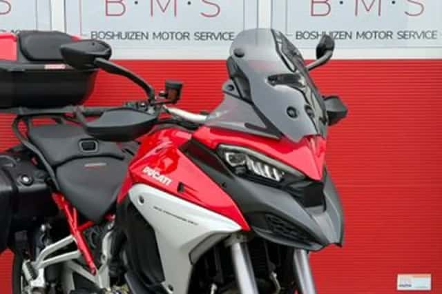 Ducati Multistrada V4S (2021) thumbnail 5