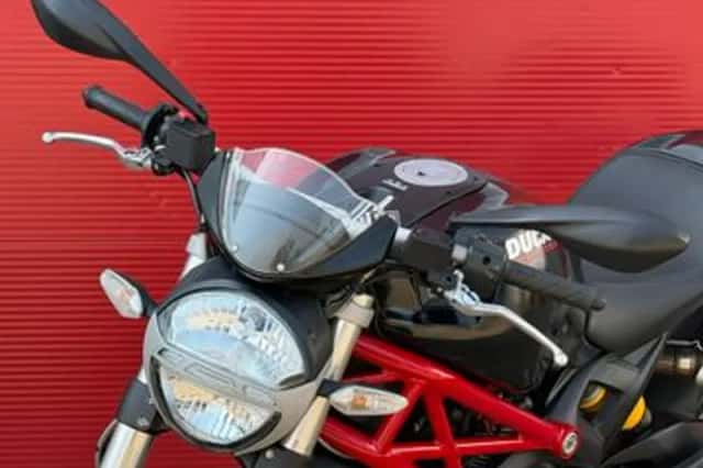 Ducati 796 Monster (2012) thumbnail 6