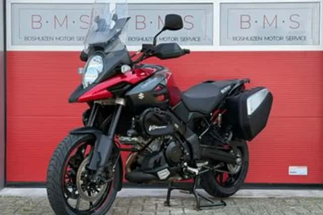 Suzuki V-Strom (2020) thumbnail 3