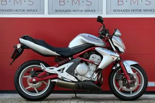 Kawasaki Er-6n (2007) thumbnail 1
