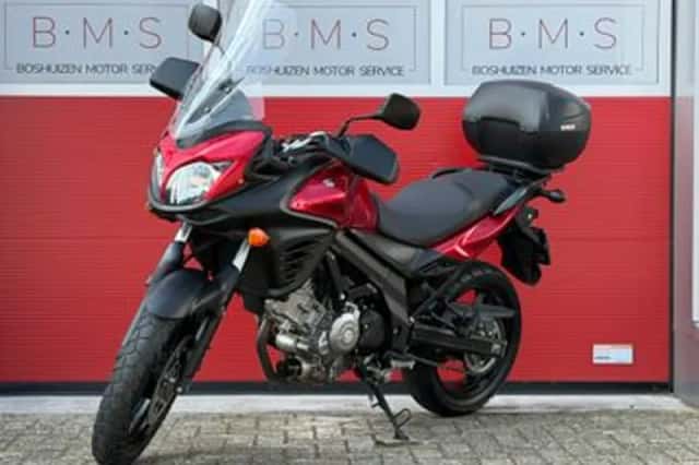 Suzuki V-Strom (2014) thumbnail 3