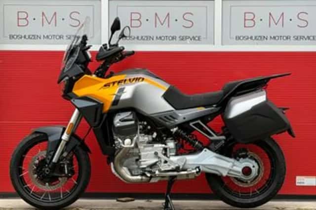 Moto Guzzi Stelvio (2024) thumbnail 4