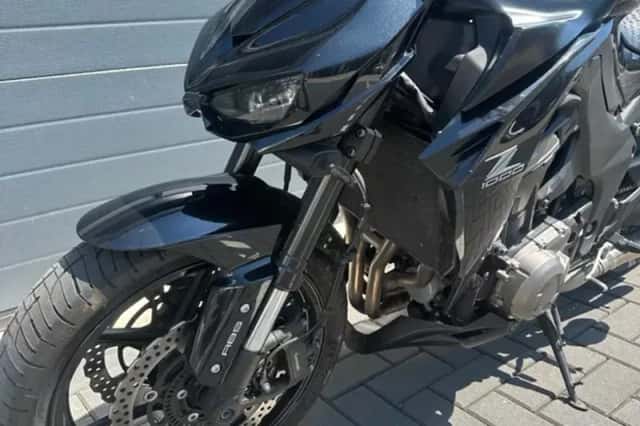Kawasaki Z1000 (2015) thumbnail 4