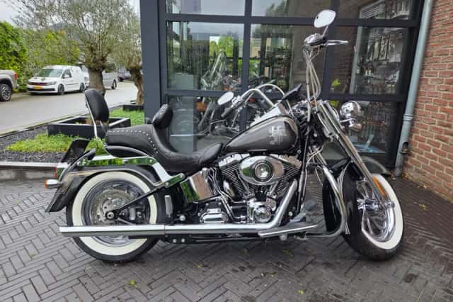 Harley-Davidson Softail (2012) thumbnail 5