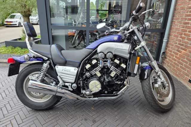 Yamaha VMX 1200 (1995) thumbnail 6