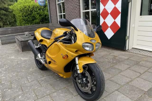 Triumph Daytona T 595 (1997) thumbnail 2