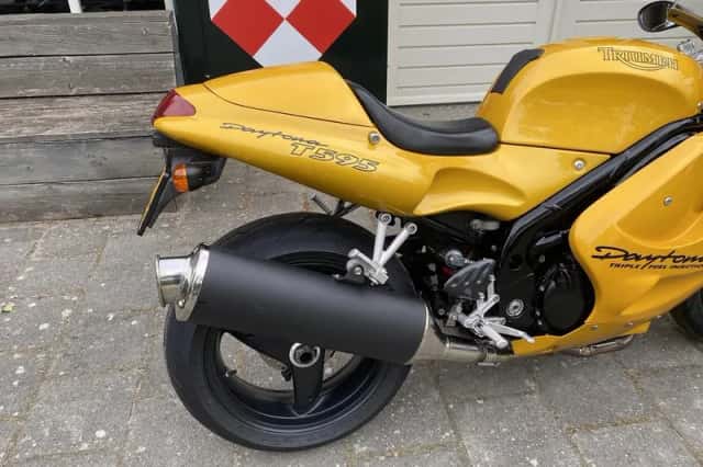 Triumph Daytona T 595 (1997) thumbnail 4