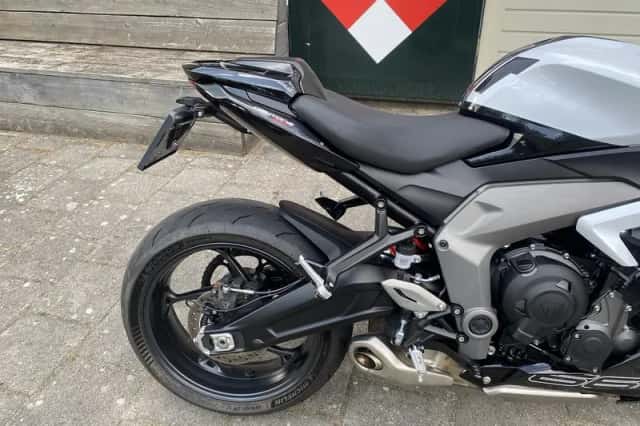Triumph Daytona 660 (2025) thumbnail 4