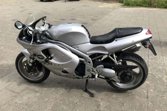 Triumph Daytona 955I (2000) thumbnail 3