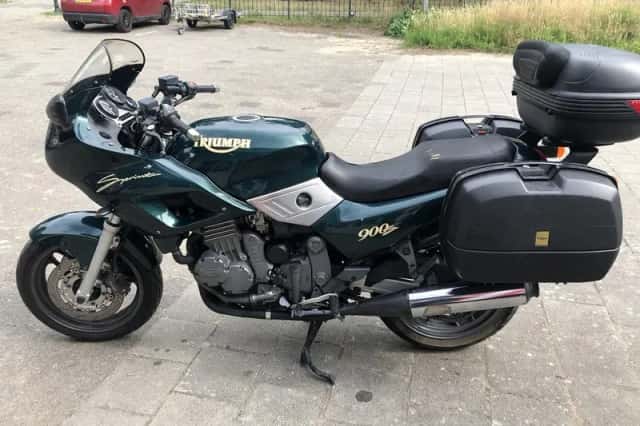 Triumph Sprint 900 (1994) thumbnail 4