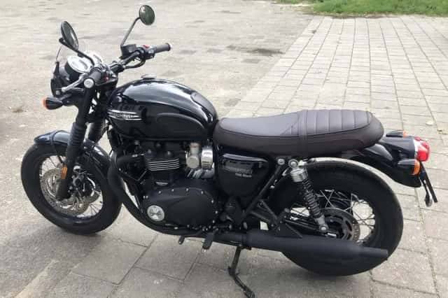 Triumph Bonneville T120 (2021) thumbnail 5