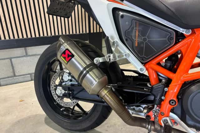 KTM 690 Duke (2016) thumbnail 5