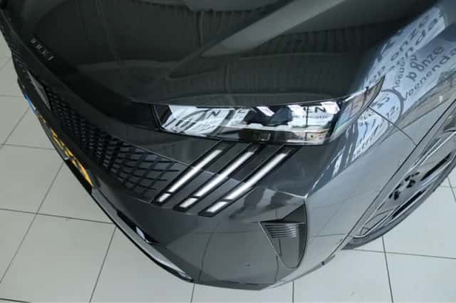 Peugeot E-3008 (2025) thumbnail 6