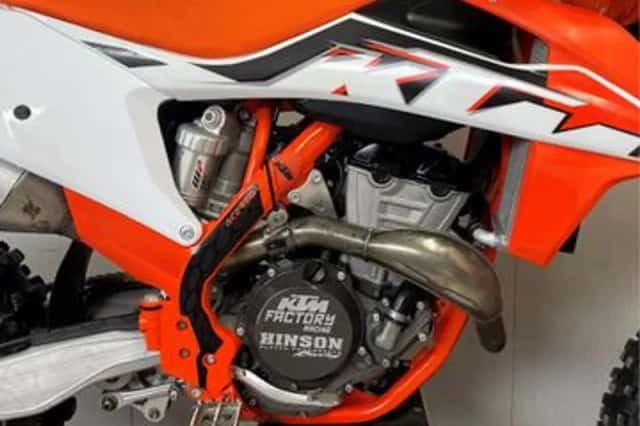 KTM 350 SX F (2022) thumbnail 2
