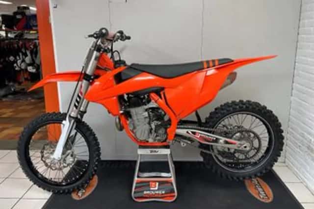 KTM 450 SX-F (2018) thumbnail 3