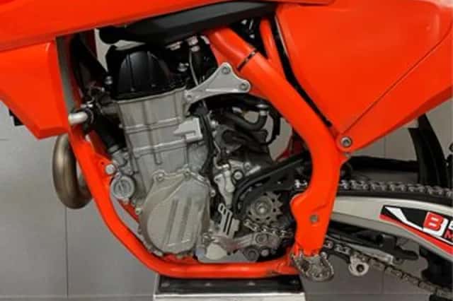KTM 450 SX-F (2018) thumbnail 4