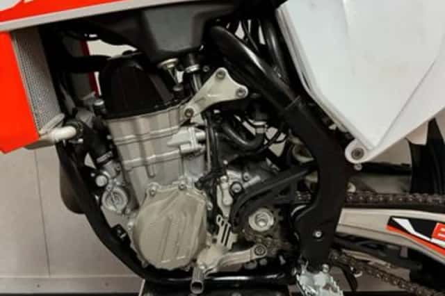 KTM 450 SX-F (2019) thumbnail 4