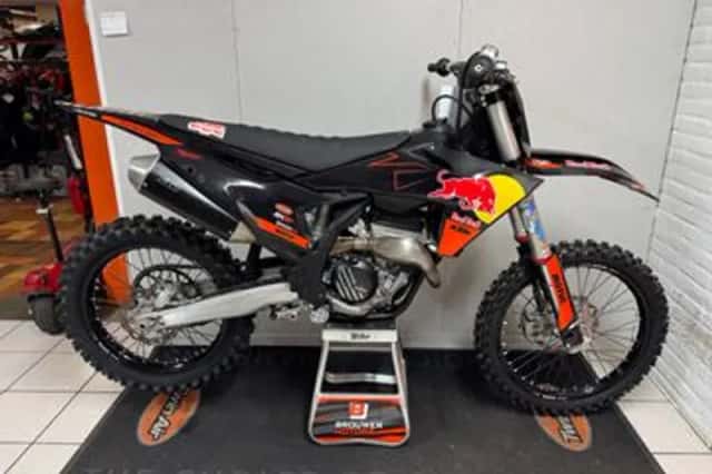 KTM 250 SX-F (2023) thumbnail 1
