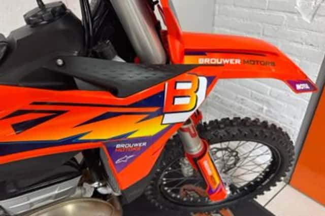KTM 250 SX-F (2025) thumbnail 6