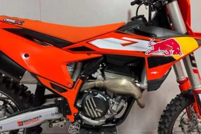 KTM 250 SX-F (2023) thumbnail 2