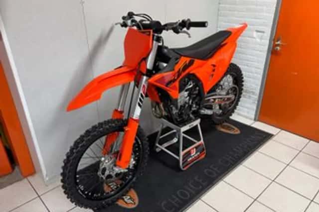 KTM 450 SX-F (2025) thumbnail 5