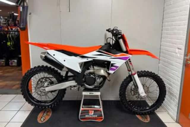KTM 250 SX-F (2024) thumbnail 1