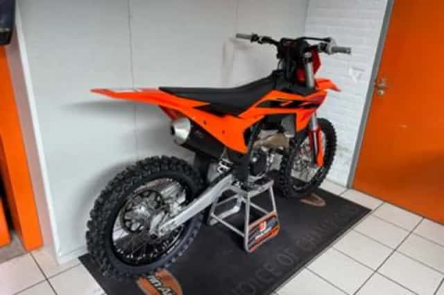KTM 250 SX-F (2025) thumbnail 6