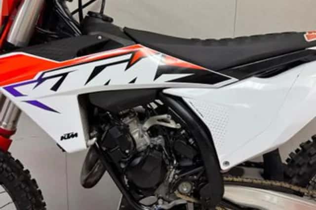 KTM 125 SX (2023) thumbnail 4