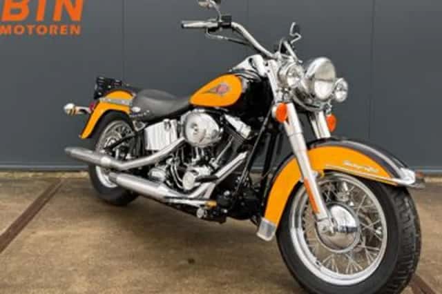 Harley-Davidson Heritage Softail Classic (2000) thumbnail 2
