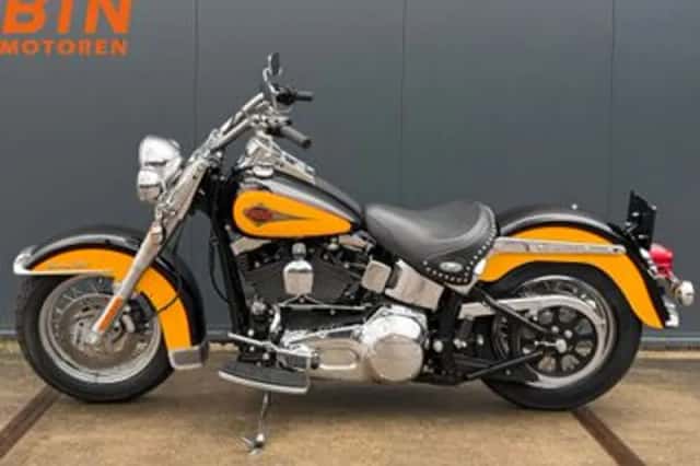 Harley-Davidson Heritage Softail Classic (2000) thumbnail 4