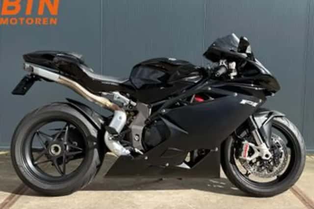 MV Agusta F4 1000R (2012) thumbnail 2