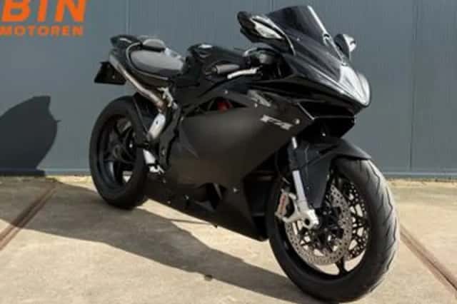 MV Agusta F4 1000R (2012) thumbnail 3