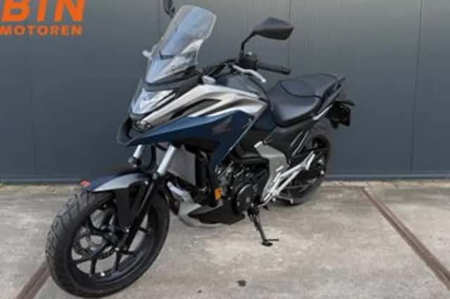 Honda NC750X (2023) thumbnail 3