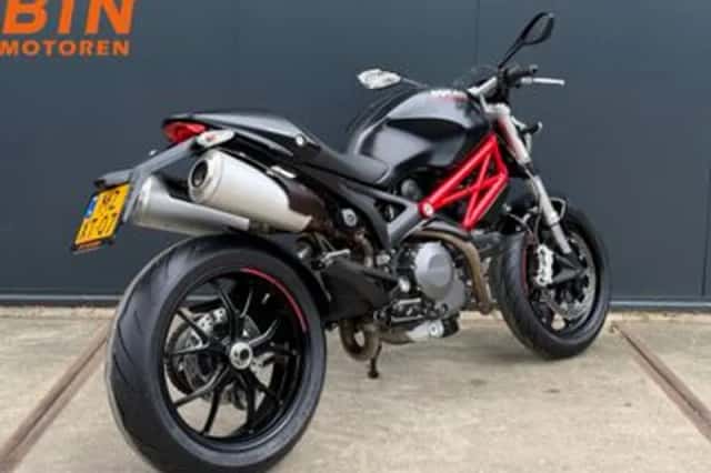 Ducati 796 Monster (2011) thumbnail 6