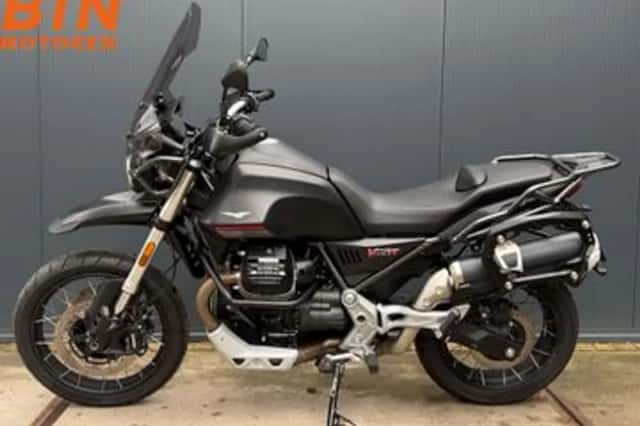 Moto Guzzi V85 TT (2024) thumbnail 5