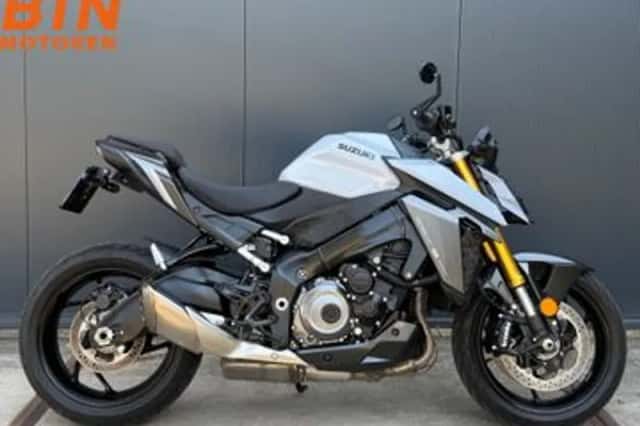 Suzuki GSX-S1000 (2022) thumbnail 1