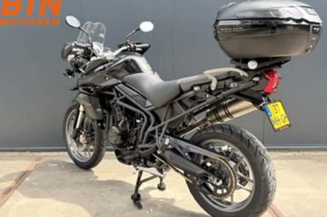 Triumph Tiger 800 (2011) thumbnail 5