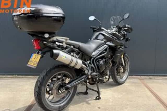 Triumph Tiger 800 (2011) thumbnail 6