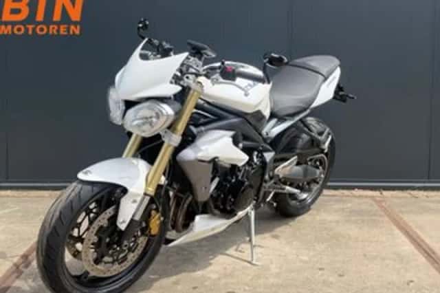 Triumph Street Triple 675 (2014) thumbnail 3