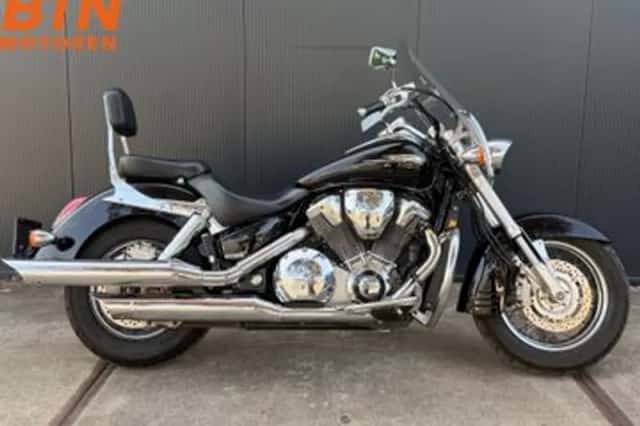 Honda Vtx 1800 (2002) thumbnail 1