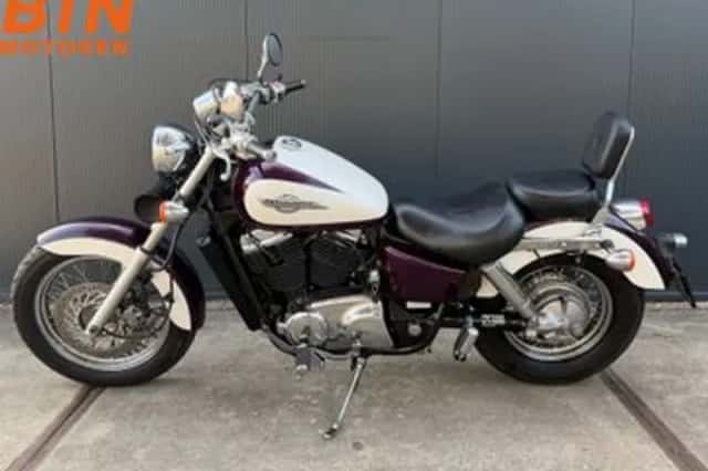 Honda VT 1100 (1996) thumbnail 4