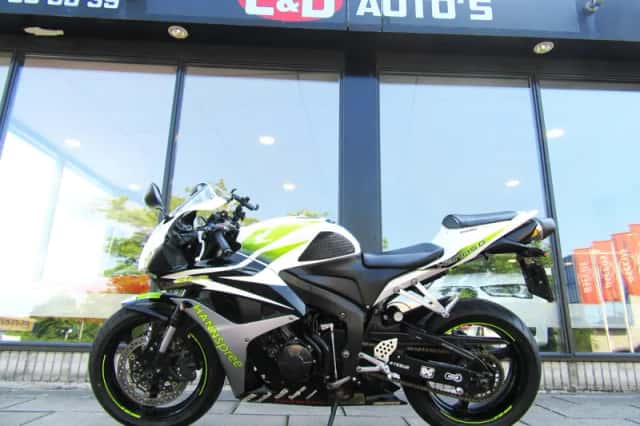 Honda CBR600RR (2008) thumbnail 1
