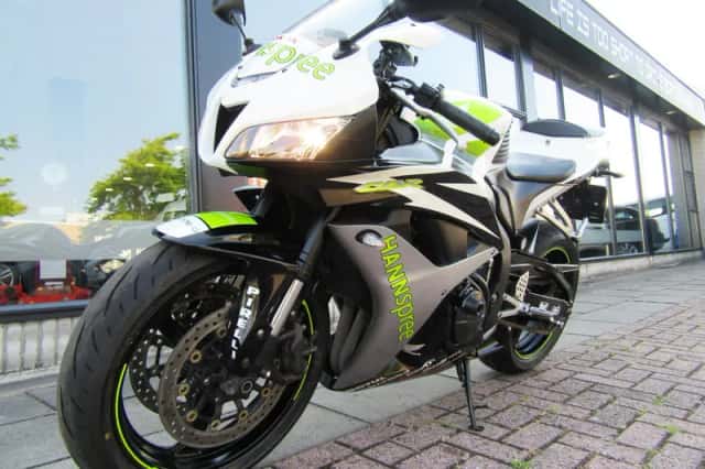 Honda CBR600RR (2008) thumbnail 5
