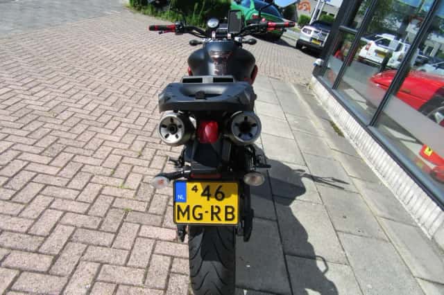 Yamaha MT-03 (2016) thumbnail 4