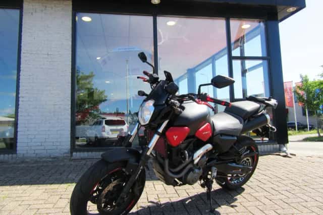Yamaha MT-03 (2016) thumbnail 6